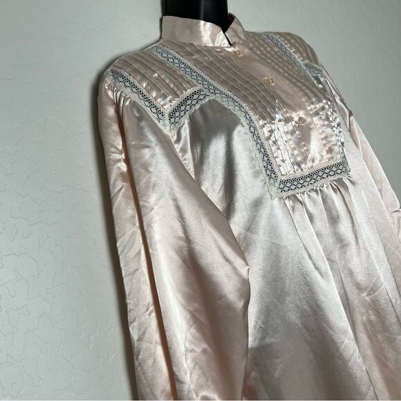 Elise Stevens Vintage Satin Flannel Lined High Neck Lace Ribbon Long Nightgown M - Picture 3 of 13